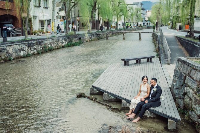 Days/ Night Accommodation and BYO Outfit Photography Plan Accommodation and Meeting Point