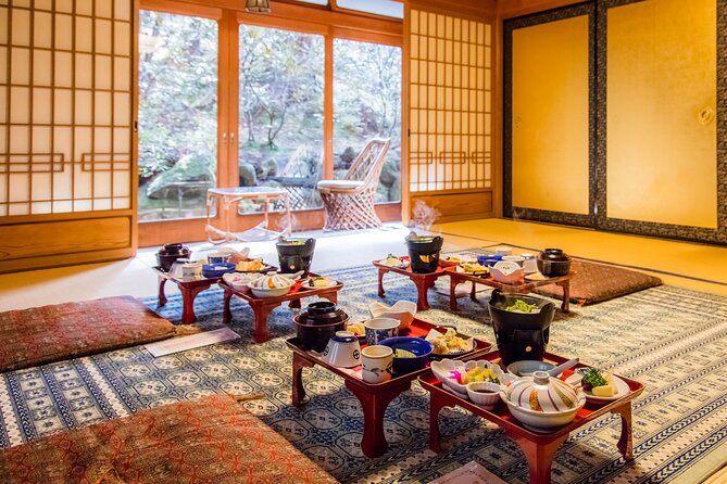 Hours Tour Enjoyment Light Plan in Koyasan Tour Overview