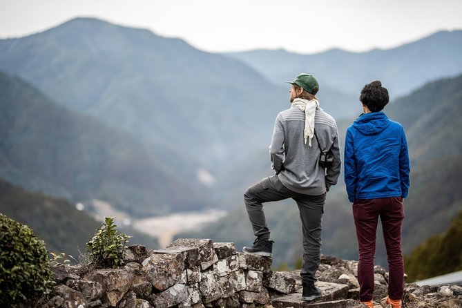 Authentic Experience in the Local Community Connecting With the Local Culture