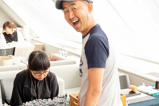 Colorful and Stylish! Making a Small Article Case! Leather Craft Experience Choosing Your Leather