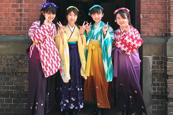Dress Up High Quality “Hakama” Kimono and min Rickshaw Tour Tour Location: Hakodate