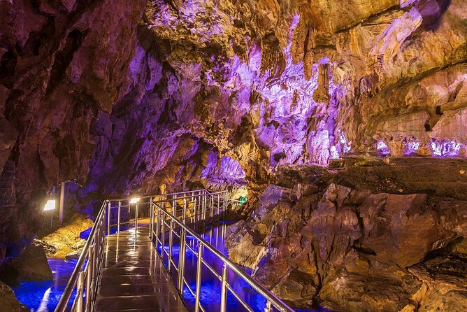 Full Day Private Tour in Hida and Great Limestone Cave Tour Highlights