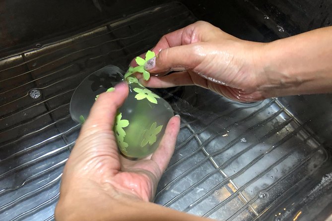 Glass Art Experience at a Tool Shop - Whats Included in the Experience