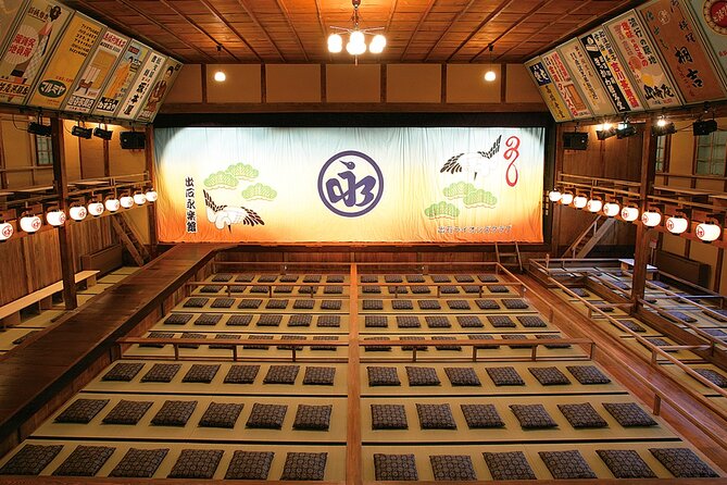 Izushi Eirakukan" Kimono Photo Session Local Tour & Guide Tour Overview