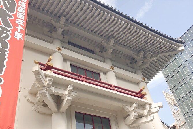 Private Ginza Architecture Walking Tour Blend of New and Historic Architecture