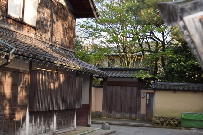 Private & Personalized Full Day Walking Experience In Kanazawa (8 Hours) - Tour Highlights