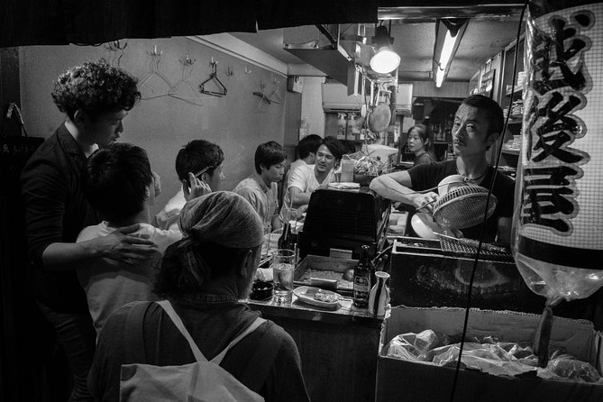 Private Shinjuku Evening Walking Tour With a Local Guide - Tour Highlights