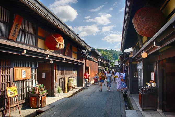Takayama Half Day Private Tour With Government Licensed Guide Tour Highlights
