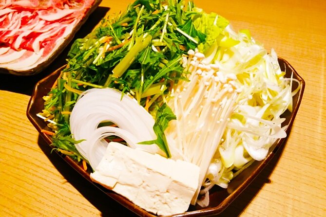 Walking the Only Valley in Tokyo, Eat and Compare Hot Pot Dishes. Valley Exploration Details