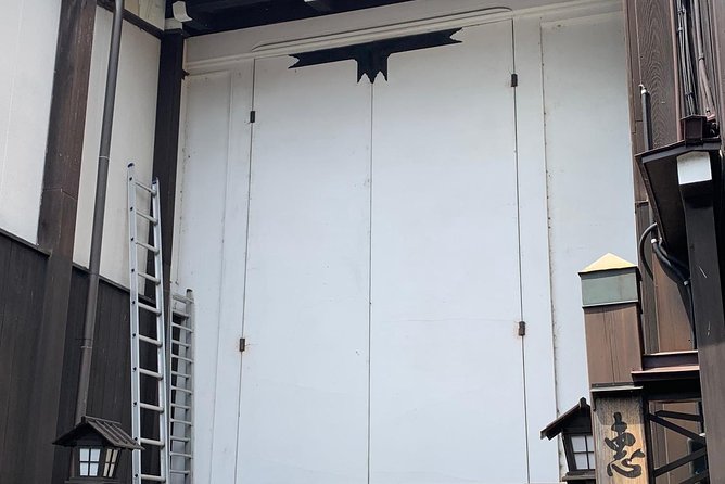 Old Township History&Culture Tour With Local Guide. (About 20min) - Meeting and Pickup