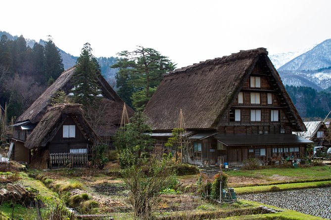 Private 2Days Takayama & Shirakawago Tour - Date and Traveler Selection