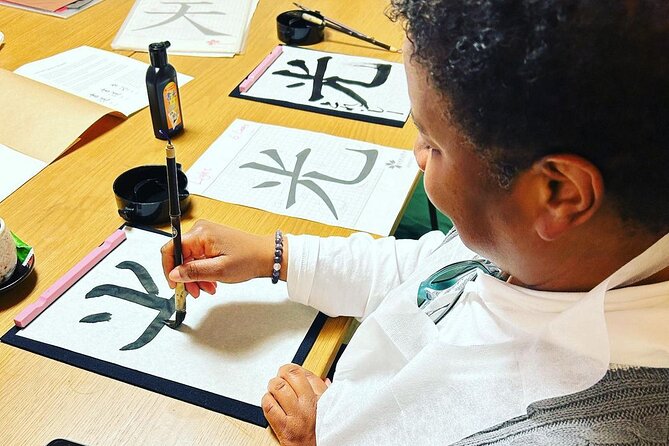 Private Japanese Calligraphy Class in Kyoto - Cancellation Policy