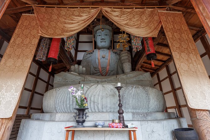 Temples Silence Retreat - Speaking Monk Guided Tour - Itinerary