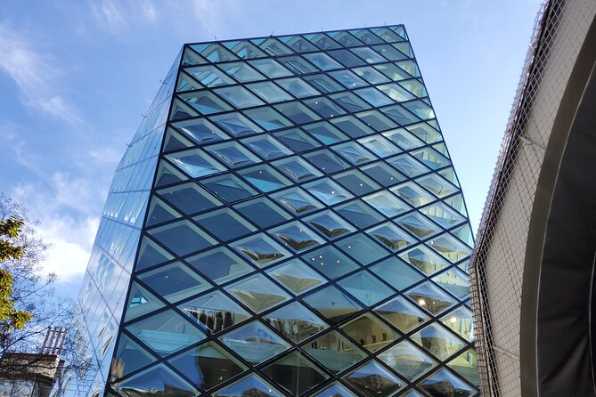 Tokyo Architecture and Contemporary Art Walking Tour With a Local Guide - Discover Tokyos Unique Building Designs