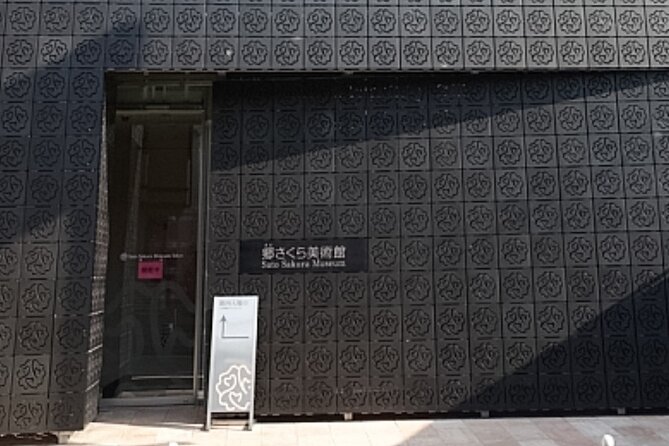 Tokyo Meguro River Private Cultural Tour With Licensed Guide - Masks and Sanitizers