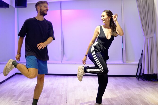 1 Hour Small Group Shuffle Dance Class in Tokyo - Inclusions