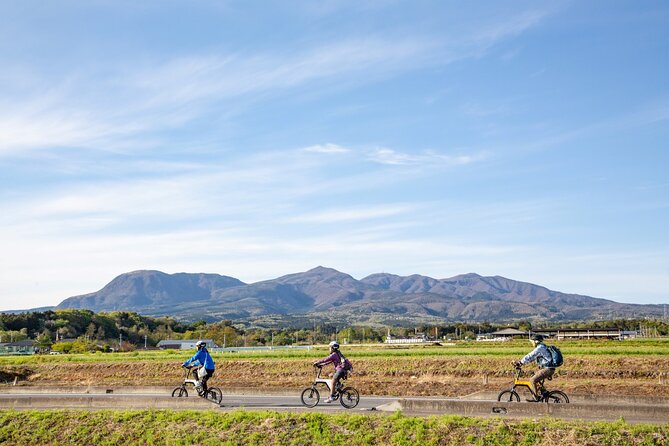 Akagi Great Countryside E-Bike Tour　 - E-Bike Rental and Equipment
