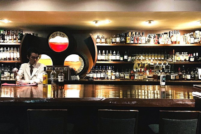 Japanese Whisky Tasting Experience at Local Bar in Tokyo - What To Expect