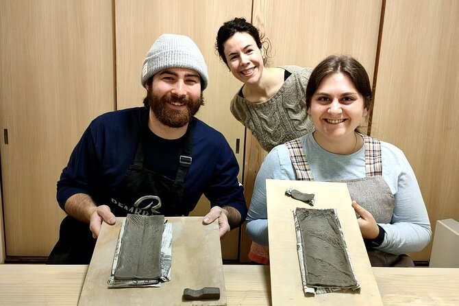 Private Handicraft Session With Japanese Ceramics in Osaka - Step-by-Step Process of Creating Ceramic Pieces