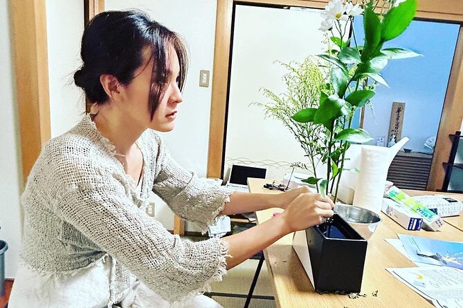 Private Ikenobo Ikebana Class at Local Teachers Home - Accessibility and Transportation Information