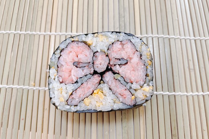 Private Sushi Roll Cooking Class in Japan - Traveler Photos