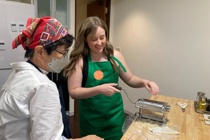 Ramen and Gyoza Cooking Class in Osaka Dotonbori - Step-by-Step Ramen and Gyoza Cooking Techniques