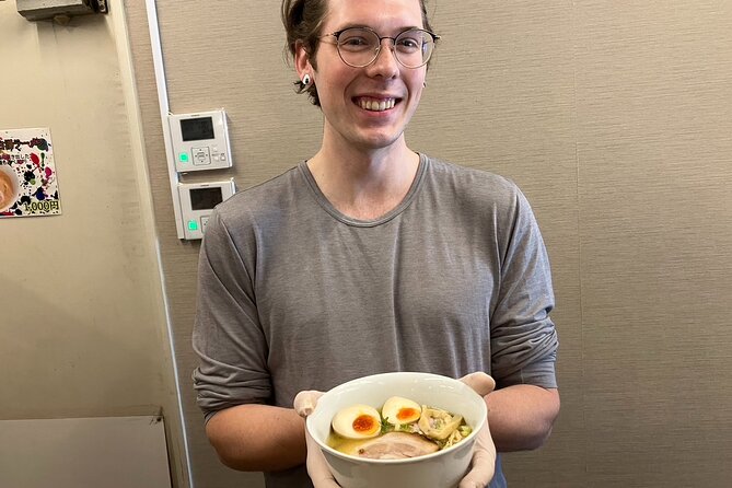 Ramen Craftsman Experience in Osaka - Maximum of 4 Travelers per Session