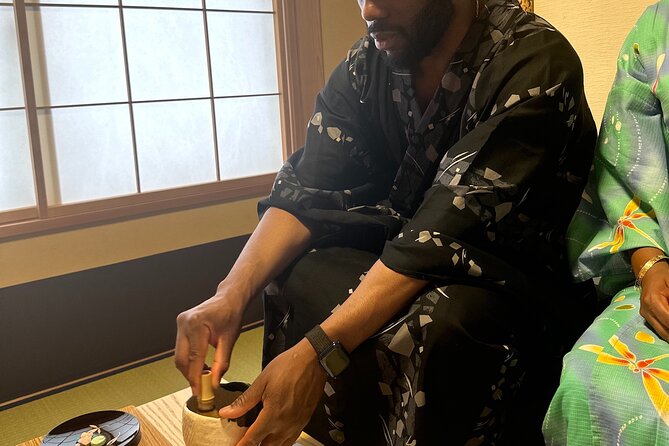 Tokyo : Genuine Tea Ceremony, Kimono Dressing, and Photography - Iphone 14pro Photography Session