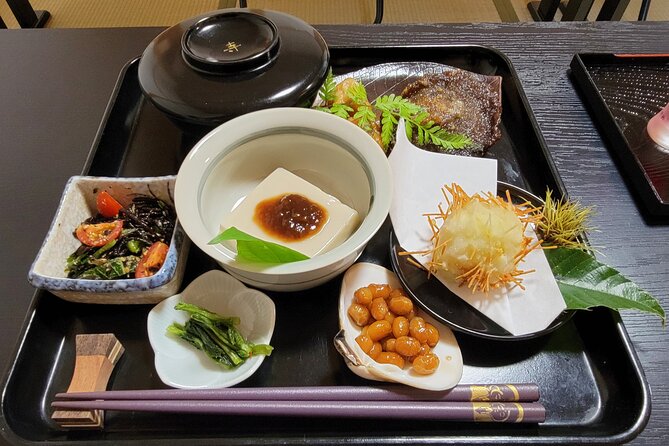 Experience Zen Meditation or Sutra Copying, and Enjoy Vegetarian Food With Monk - Tips for Enhancing Your Meditation Practice