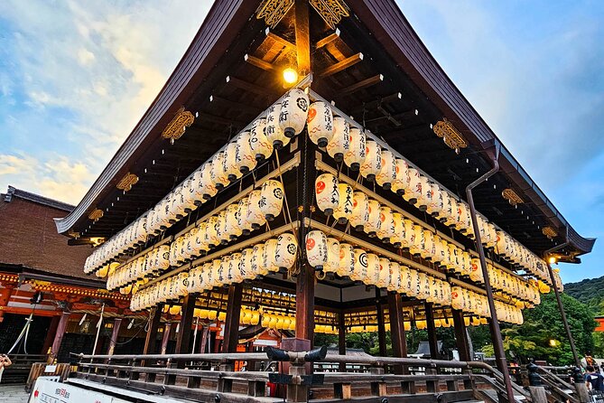 Kyoto Gion Night Walk - Small Group Guided Tour - Small Group Experience for a Personalized Tour