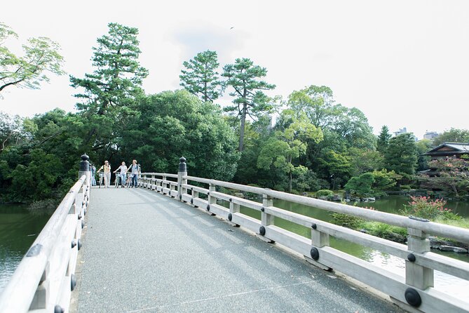 Private Cycling Tour by E-Bike (Am; With an Authorized Guide) - Additional Information