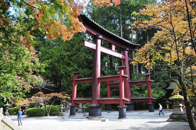 Private Full-Day Guided Tour in Mount Fuji Lakes - The Sum Up