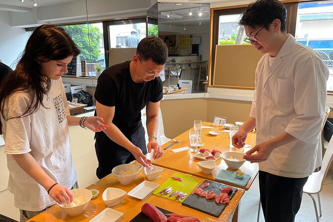 Toyosu Market and Tuna Cutting and Making Sushi Workshop Tour - Pricing