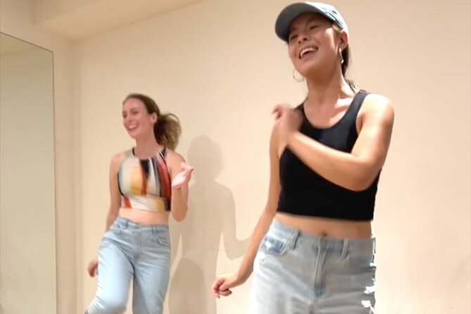 1 Hour Small Group Shuffle Dance Class in Tokyo - Cancellation Policy