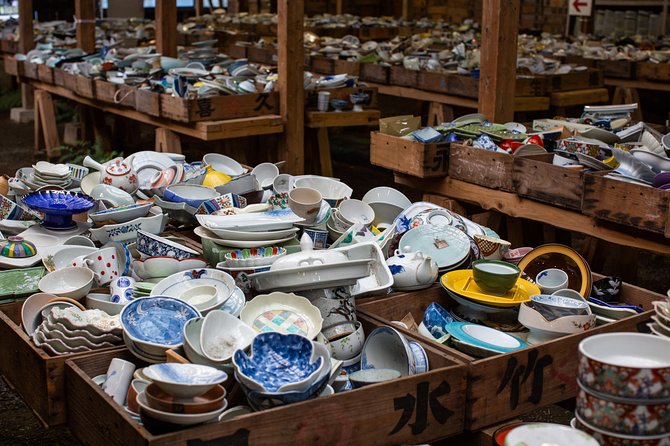 Arita Ware Private Walking Tour and Ceramics Treasure Hunt - The Sum Up
