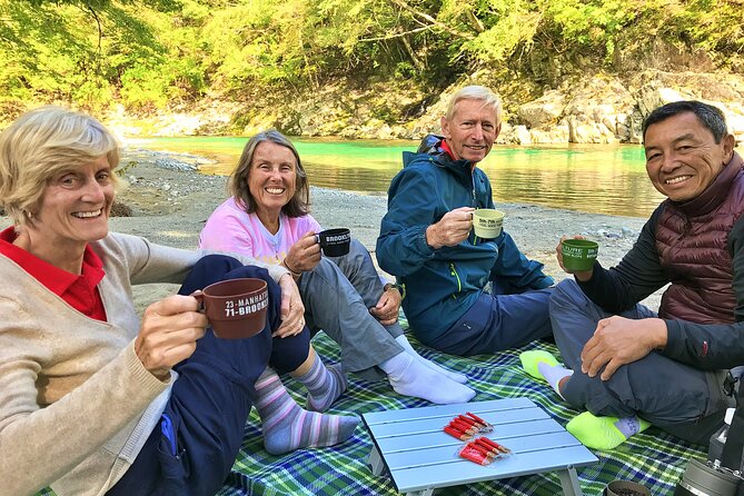 Hida Private E-Bike Tour With Premium Lunch and Farm Experience - Common questions