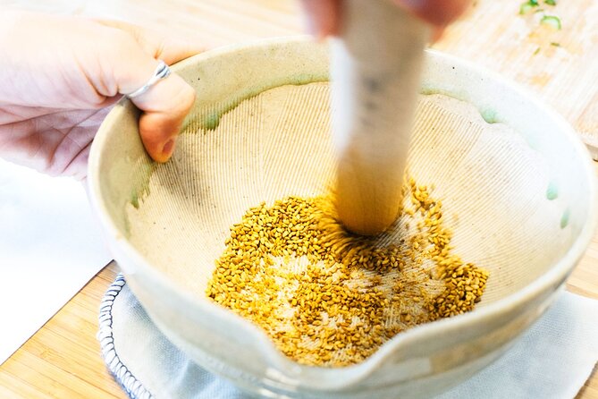 Japanese In-Home Cooking Lesson and Meal With a Culinary Expert in Osaka - The Sum Up