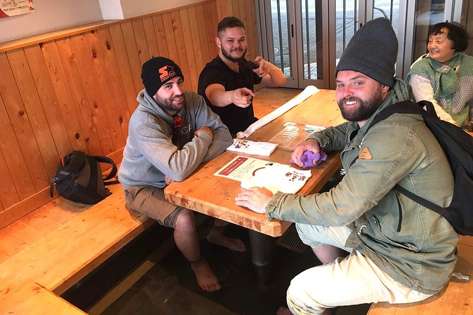 Nature Walk at Minoo Park, the Best Nature and Waterfall in Osaka - Reviews of Minoo Park From Viator and Tripadvisor