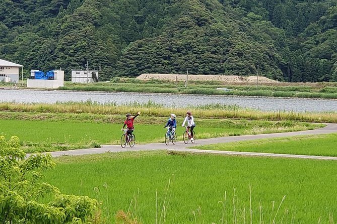 Kinosaki Onsen Cycling Tour Kinosaki & Riverside Experience - The Sum Up