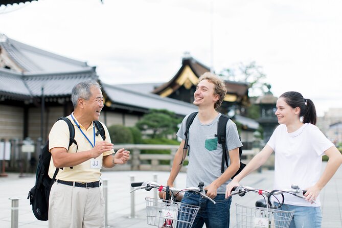 Private Cycling Tour by E-Bike (Am; With an Authorized Guide) - The Sum Up