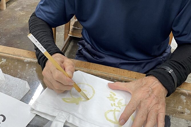 Roketsu Dyeing Experience: M Course Roketsu Dyeing Experience - Roketsu Dyeing Techniques and Designs