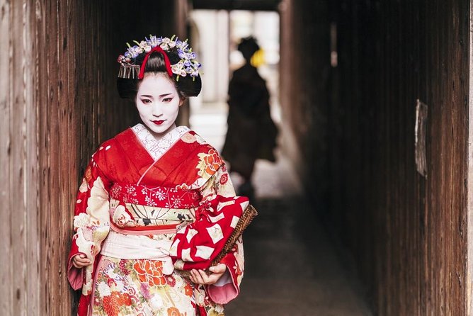 Kyoto Evening Gion Food Tour Including Kaiseki Dinner - Inclusions