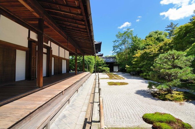 Kyoto Historical Highlights Cycling Tour With World Heritage Zen Temple
