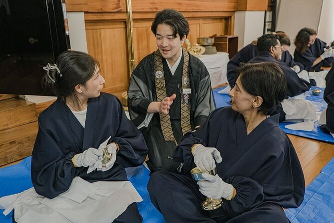 Early Morning Buddhist Temple Experience at Tsukiji Hongwanji Quick Takeaways