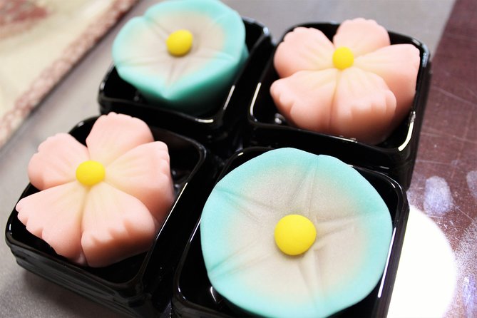 Japanese Sweets Making With Seasonal Motifs Quick Takeaways