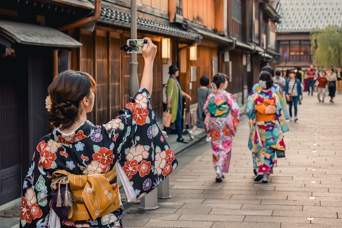 Romantic Tour In Kanazawa - Quick Takeaways