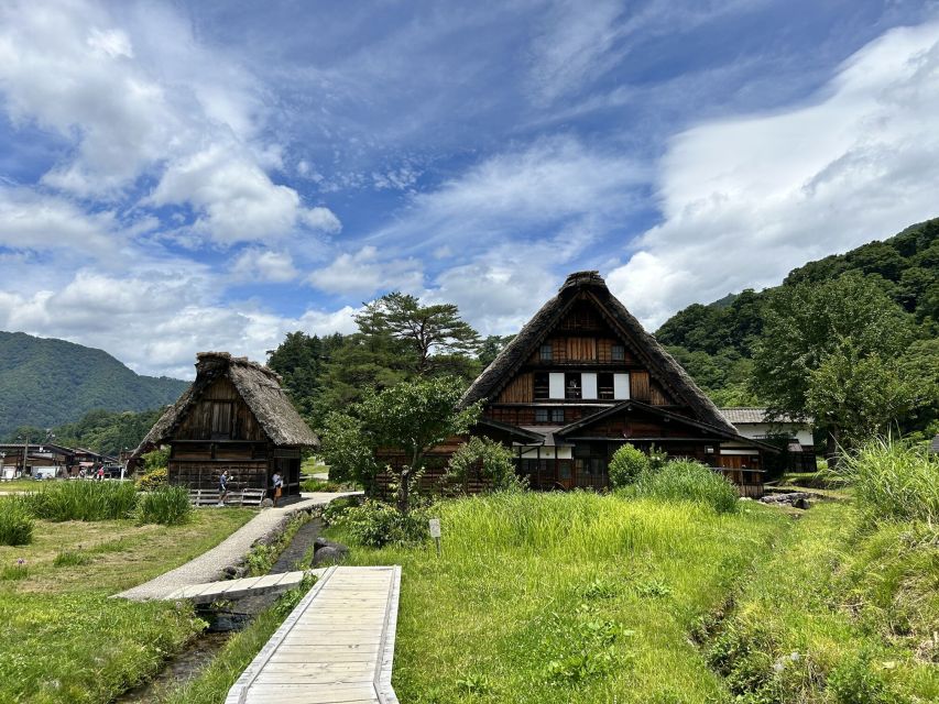 Kanazawa to Shirakawago: Half-Day Tour - Things to Do in Shirakawago
