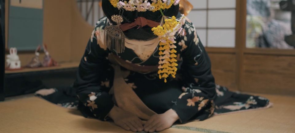 Explore Gion and Discover the Arts of Geisha - Walking Through Gions Living Traditions