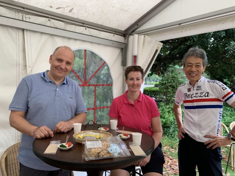 tokyo-private-cycling-tour-with-cute-e-bike-and-support-car-quick-takeaways