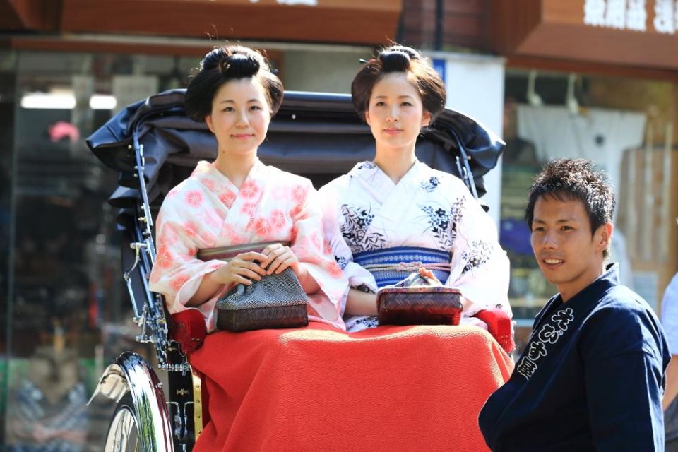 Tokyo: Asakusa Sightseeing Tour by Rickshaw - Quick Takeaways